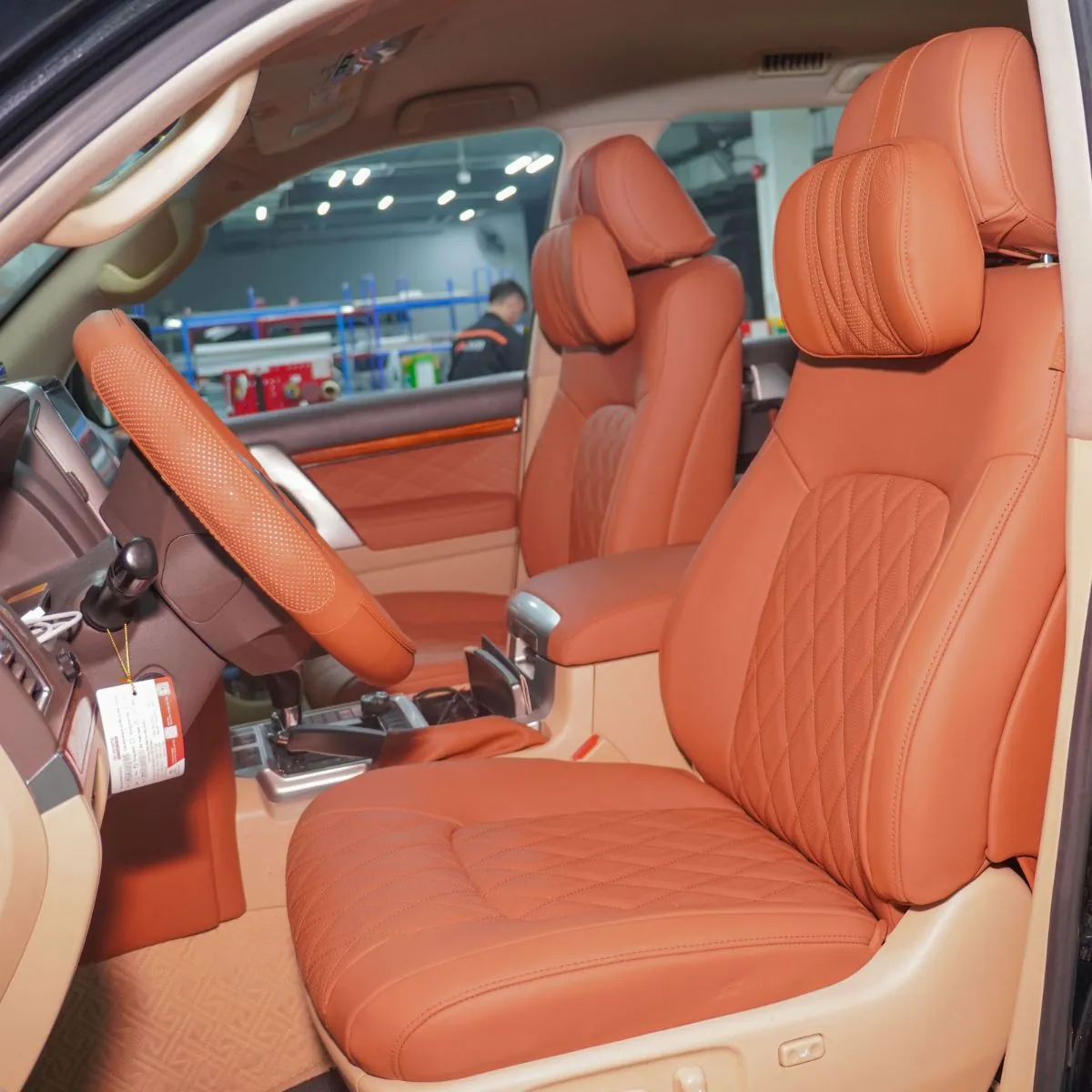 BỌC GHẾ DA TOYOTA LAND CRUISER V8 2015