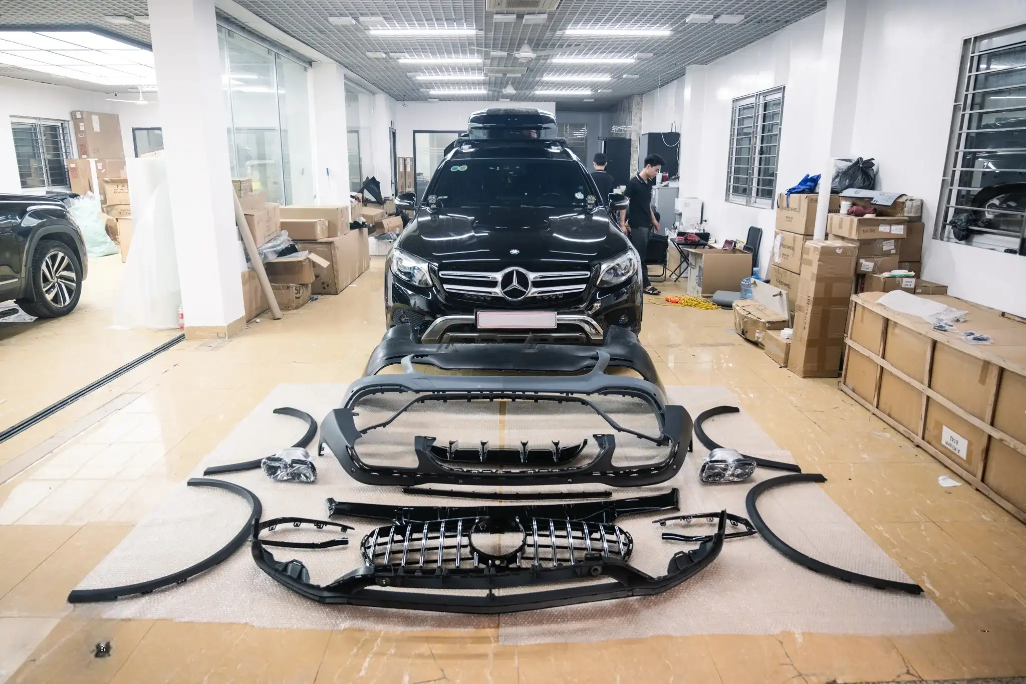 Nâng cấp xe Mercedes GLC250, Nâng Cấp Bodykit GLC63 – Ngoại Hình Thể Thao AMG