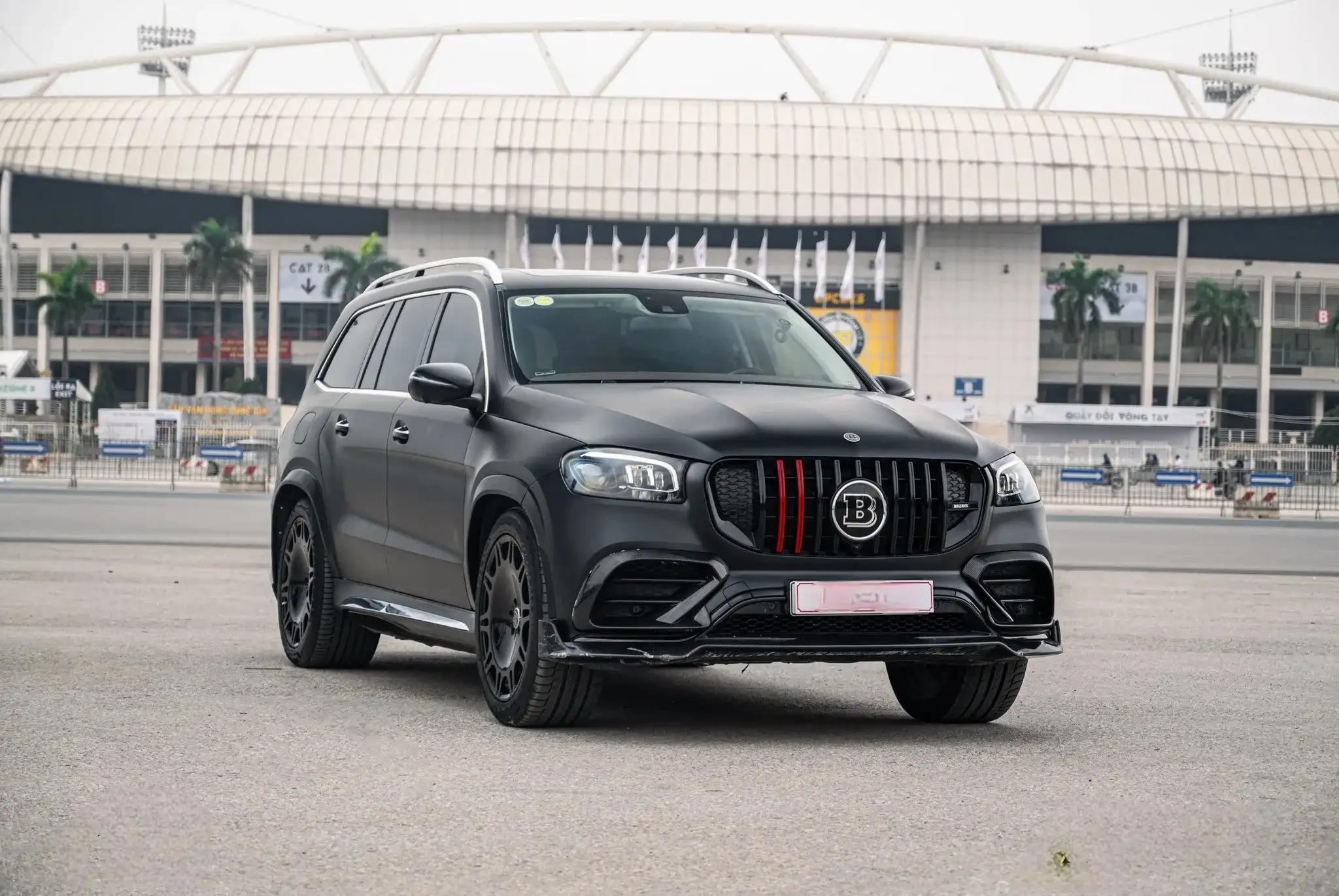 Nâng cấp xe Mercedes G, up GLS Brabus Dán Đen Mờ Cá Tính