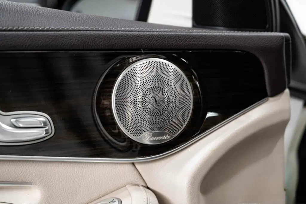 Nâng cấp xe Mercedes-Benz GLC 2016, nâng cấp loa Burmerster 13 loa