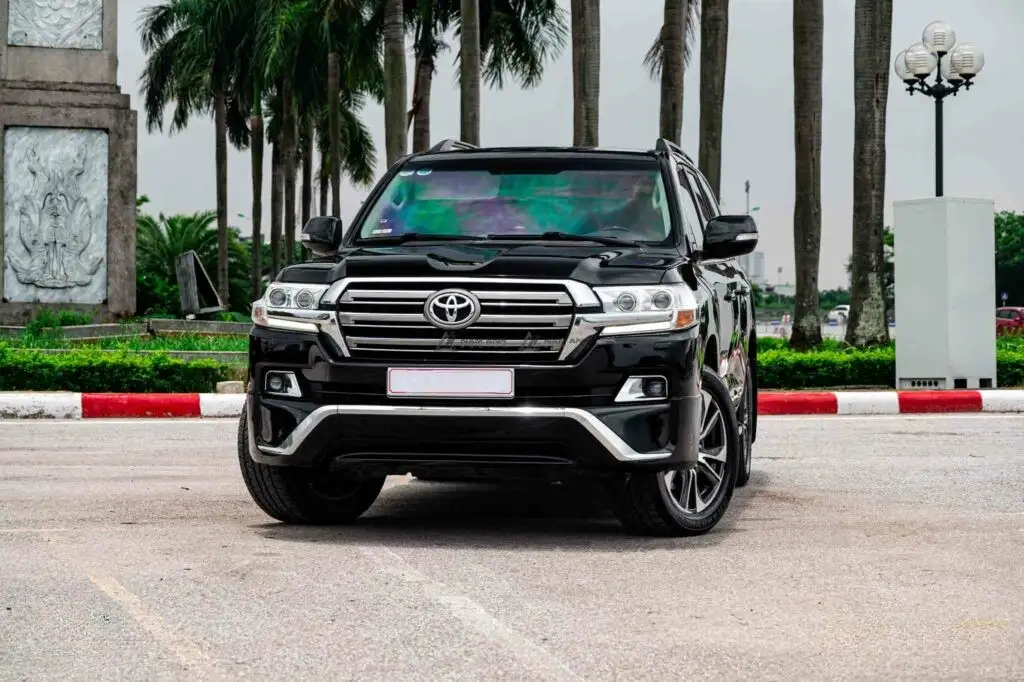 Nâng cấp xe Toyota Land Cruiser LC200, nâng cấp bodykit Trung Đông VX.R