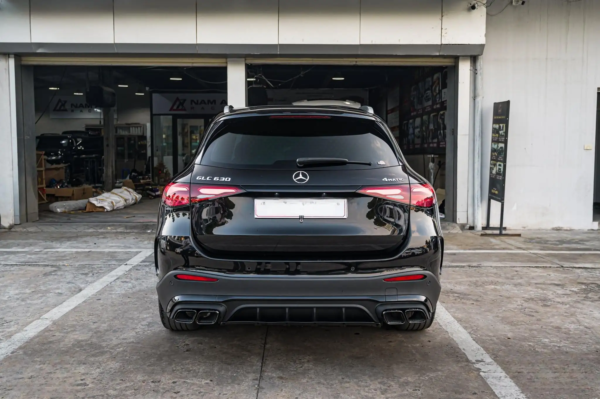 Nâng cấp Bodykit GLC 63 cho Mercedes GLC300 – Nâng Cấp Đẳng Cấp