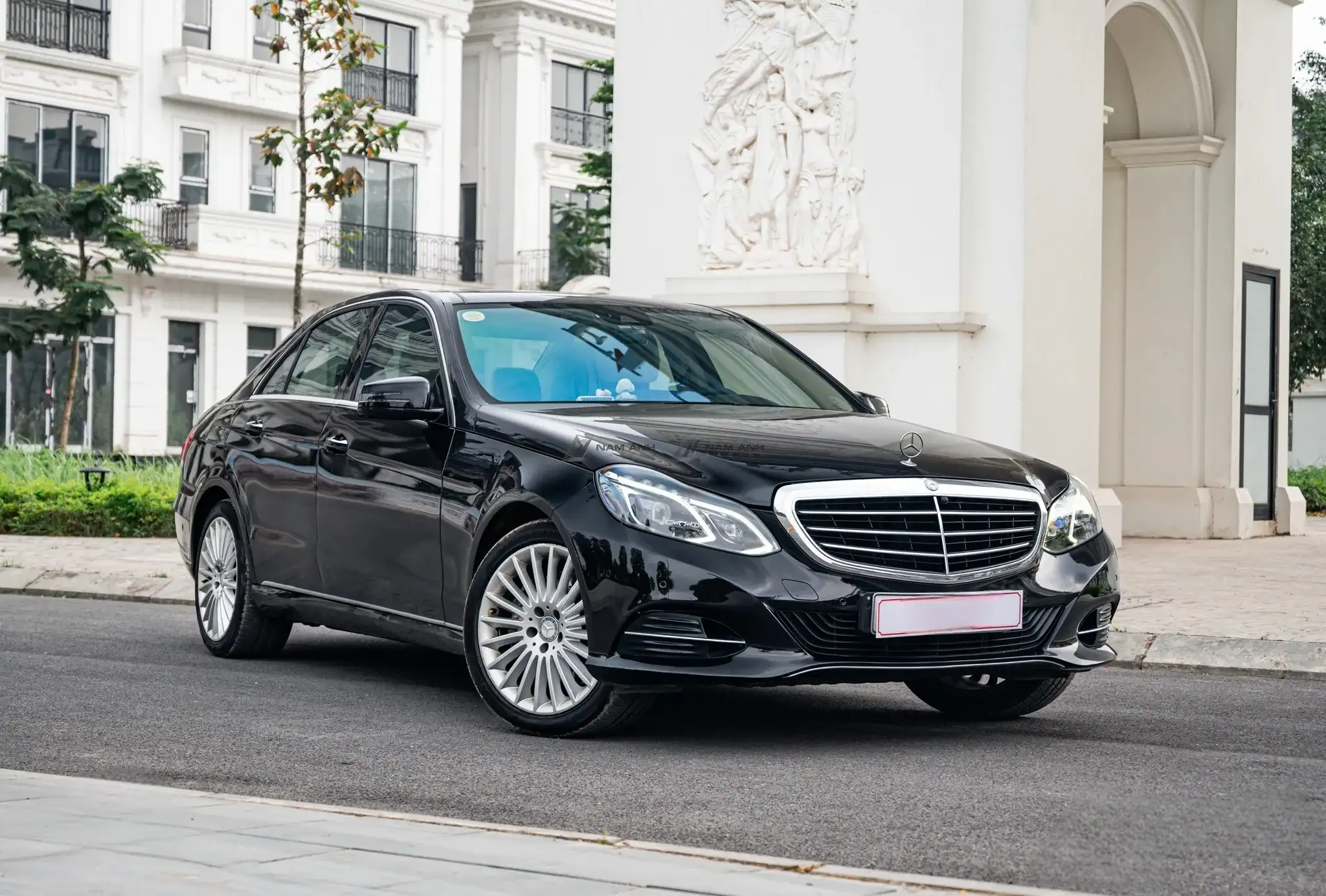 Nâng cấp xe Mercedes E400 W212, Nâng Cấp Vô Lăng, Màn Hình, Camera 360, Sub Điện, Bọc Da Ghế