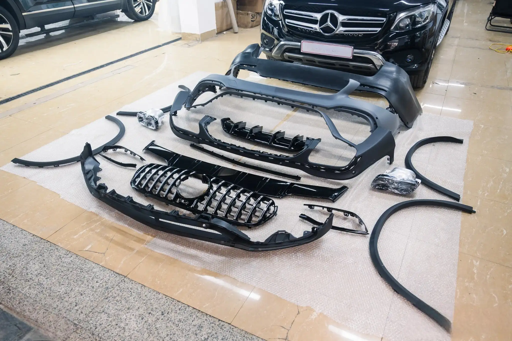 Nâng cấp xe Mercedes GLC250, Nâng Cấp Bodykit GLC63 – Ngoại Hình Thể Thao AMG