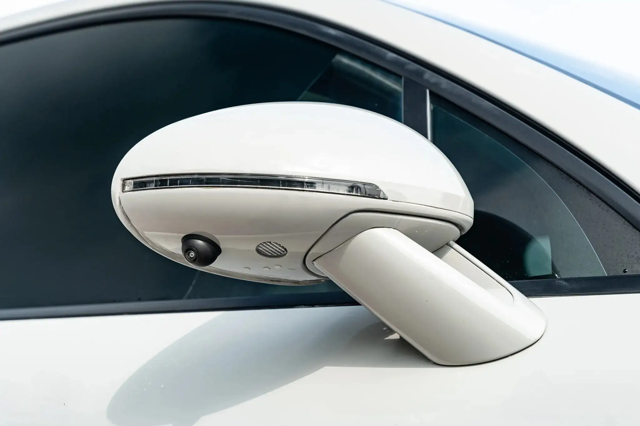 Nâng cấp xe Porsche Macan, Lắp Camera 360, Cốp Phiên Bản 2024 Và Màn Hình Android