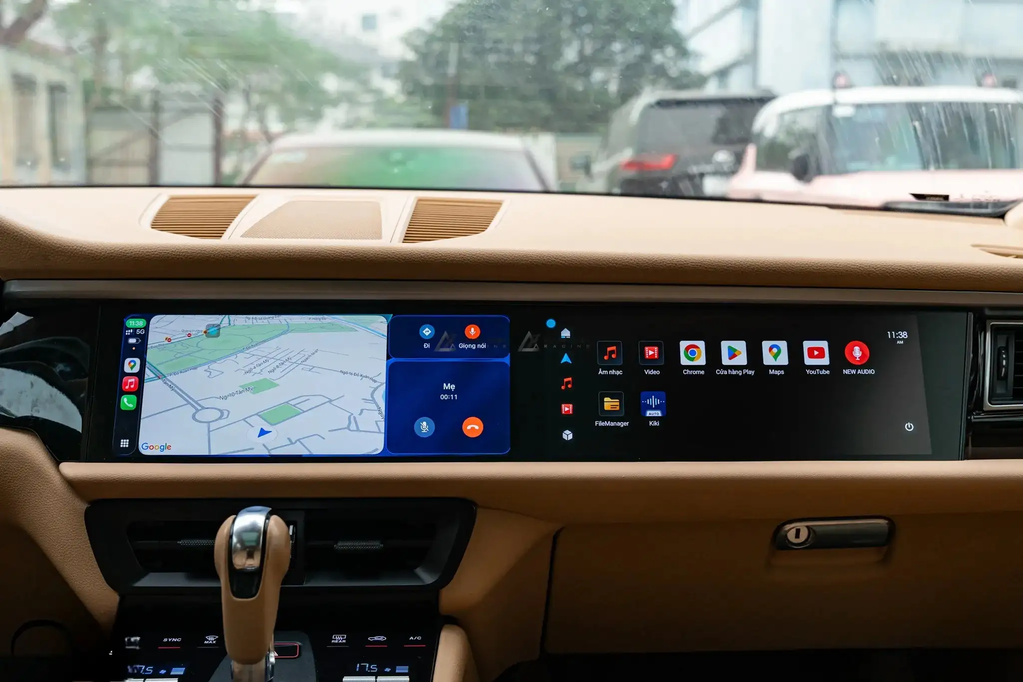 Nâng cấp xe Porsche Macan, nâng cấp màn hình giải trí đôi, yên ngựa cảm ứng
