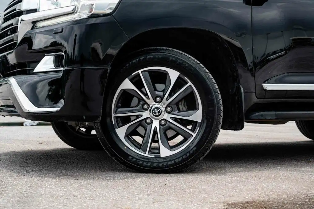 Nâng cấp xe Toyota Land Cruiser LC200, nâng cấp bodykit Trung Đông VX.R