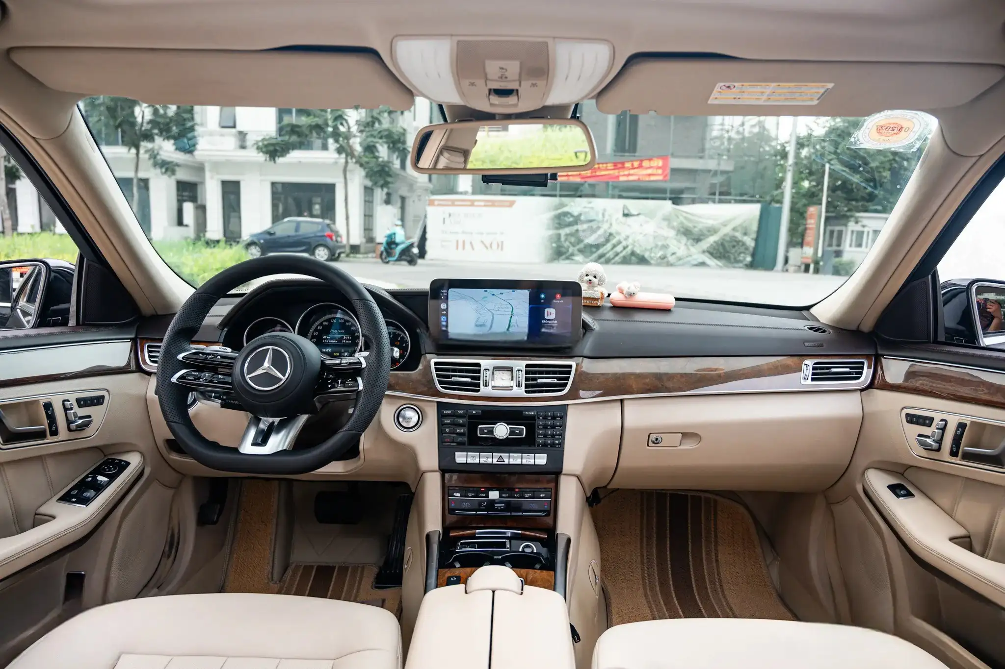 Nâng cấp xe Mercedes E400 W212, Nâng Cấp Vô Lăng, Màn Hình, Camera 360, Sub Điện, Bọc Da Ghế
