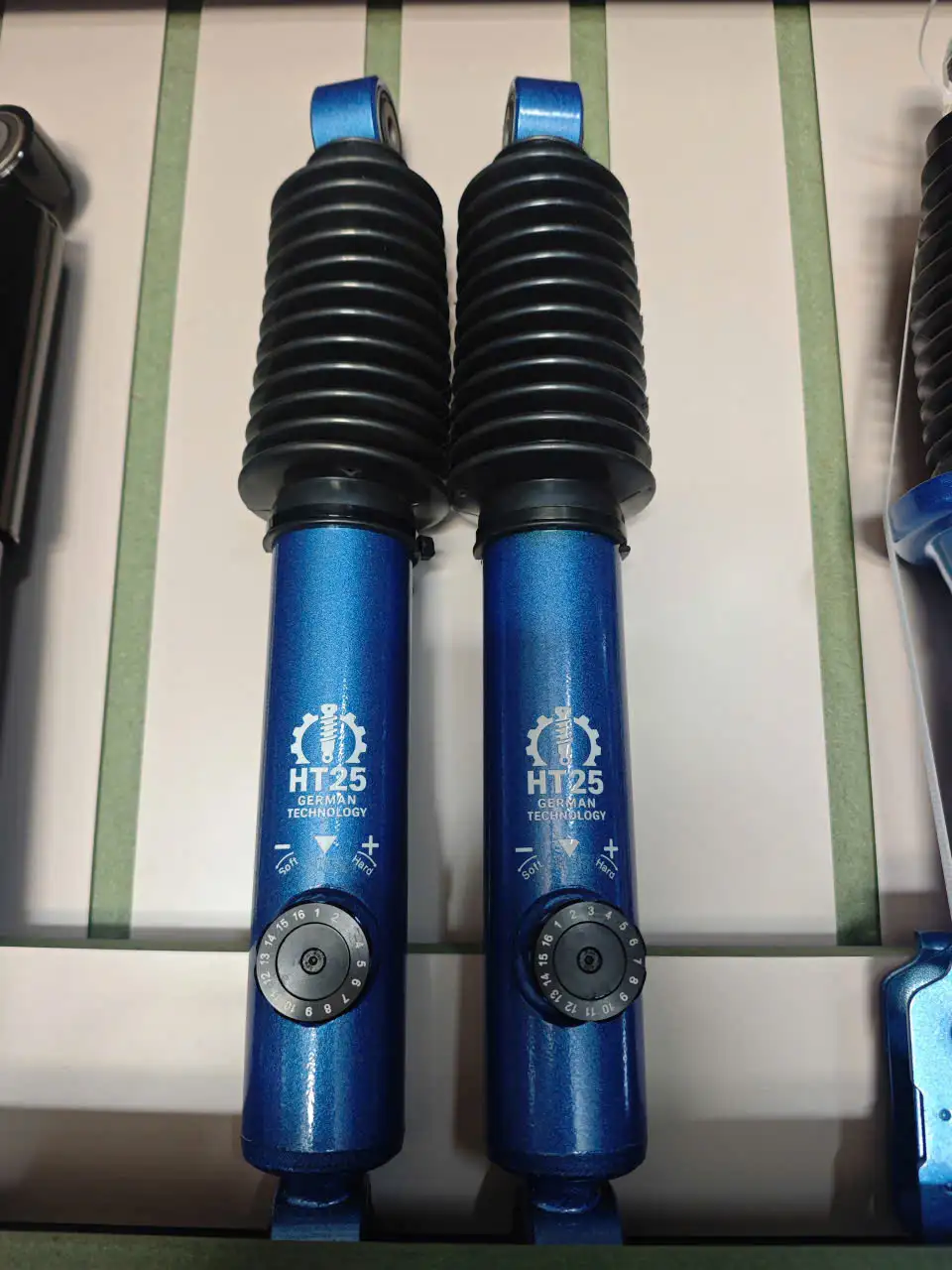 Phuộc sau HT25 REBOUND cho Vinfast VF3