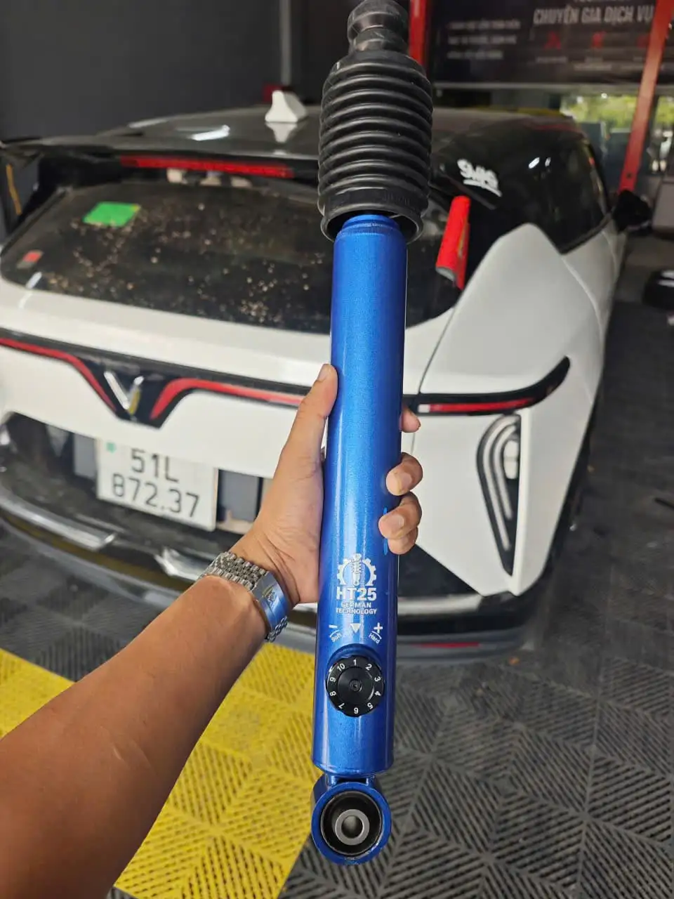Phuộc sau HT25 dành cho VF6 VF7 rebound 10 nấc